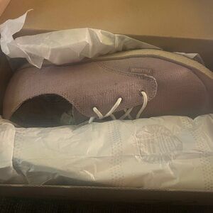 Palladium Size 8 1/2 Women’s Sneakers